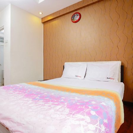 בנדונג Redliving Apartemen The Suites Metro - Mary Tower E מראה חיצוני תמונה